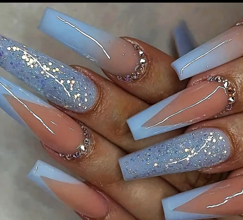 Pretty Nails: Blues