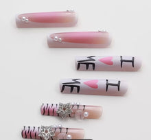Load image into Gallery viewer, Pretty Nails: I love me duh