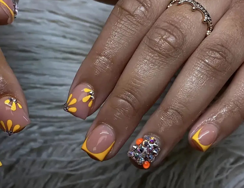 Pretty Nails: Classy Daisy