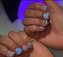 Load image into Gallery viewer, Pretty Nails: Blues