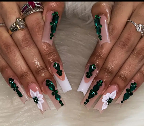 Pretty Nails: Eternal