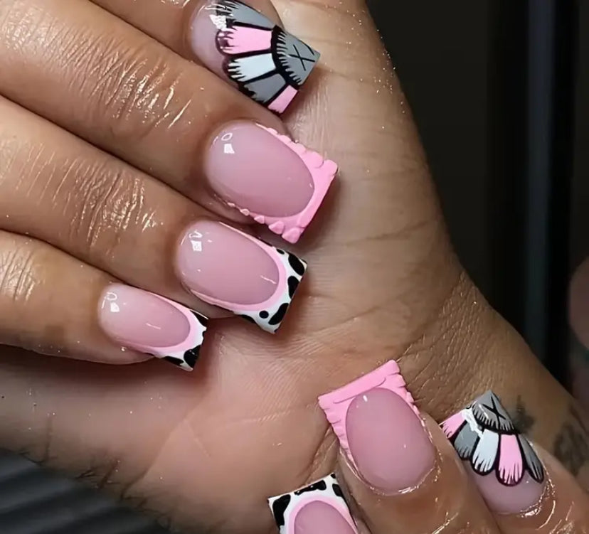 Pretty Nails: Cow Girl