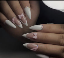 Load image into Gallery viewer, Pretty Nails: Princess Treatment