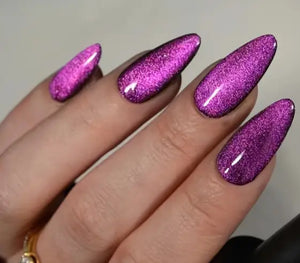 Pretty Nails: Metallic