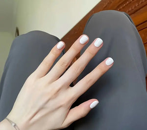 Pretty Nails: Chicklets