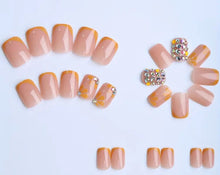 Load image into Gallery viewer, Pretty Nails: Classy Daisy