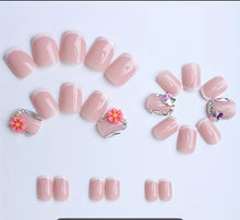 Load image into Gallery viewer, Pretty Nails: Solstace