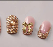 Load image into Gallery viewer, Pretty Nails: Gold Cluster