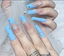 Load image into Gallery viewer, Pretty Nails: Clueless