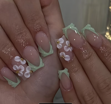Load image into Gallery viewer, Pretty Nails: Sweet Pea