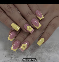 Load image into Gallery viewer, Pretty Nails: Wild Flower