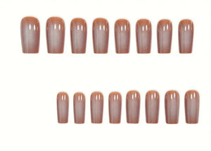 Pretty Nails: Cream