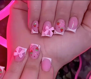 Pretty Nails: Shortcake