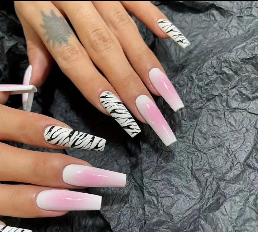 Pretty Nails: Drunker Zebra