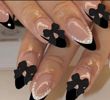 Load image into Gallery viewer, Pretty Nails: Luxury Event