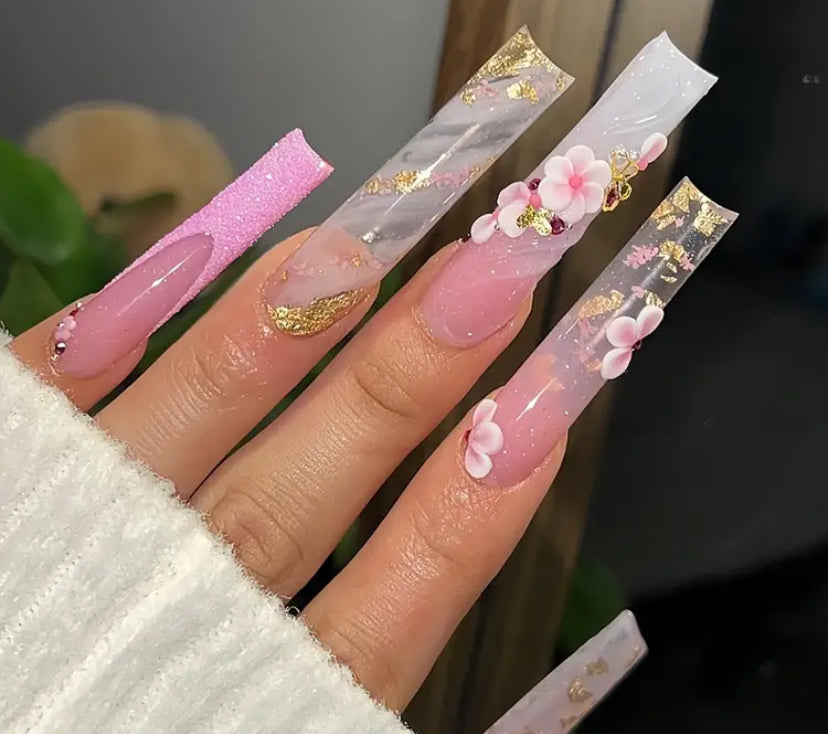 Pretty Nails: Bouquet