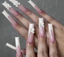 Load image into Gallery viewer, Pretty Nails: Bow Lane