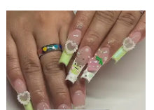 Pretty Nails: Frogger