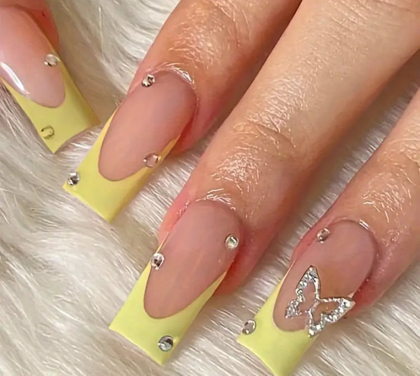 Pretty Nails: Yellow Tails